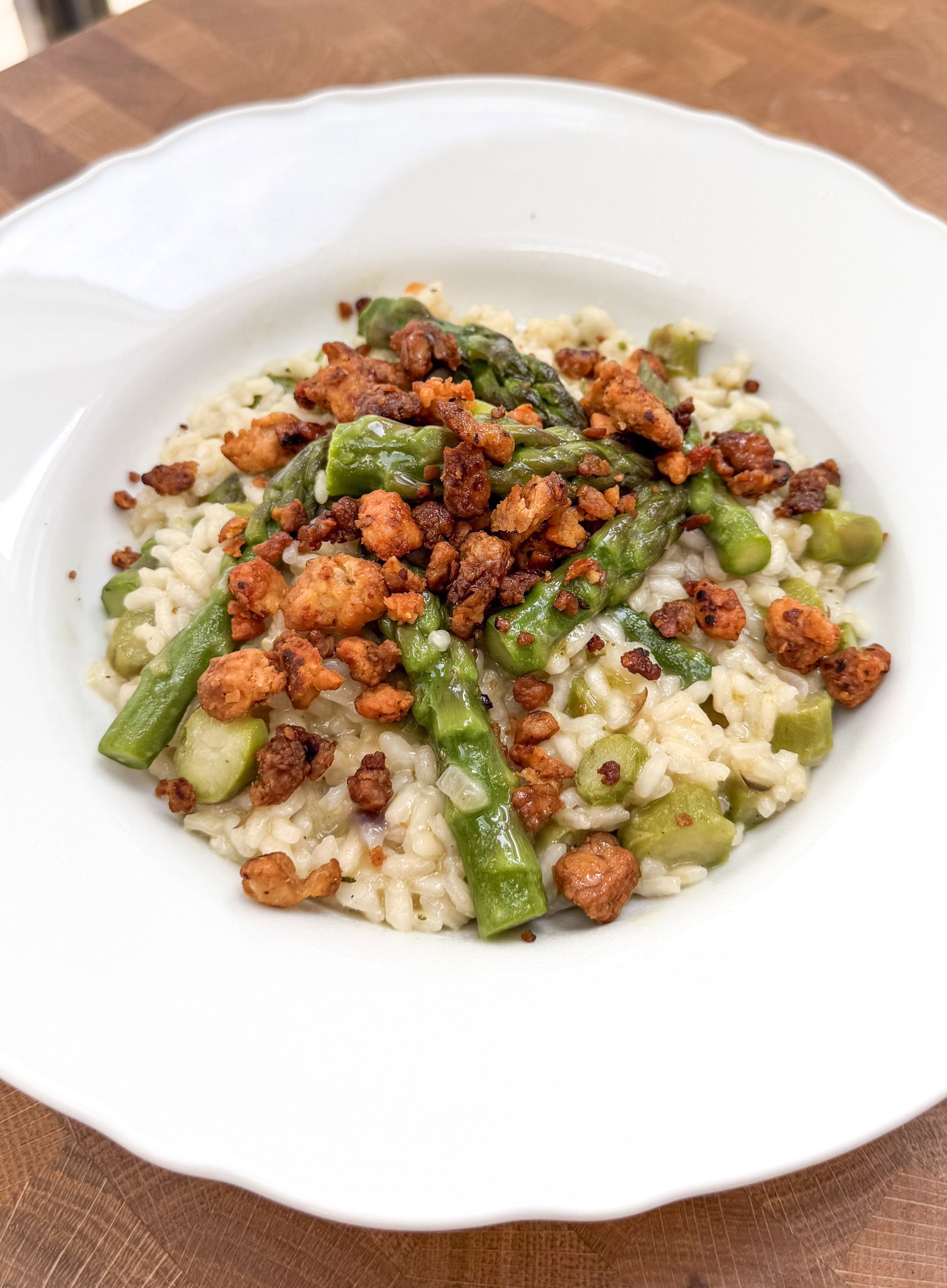 Asparagus Risotto with Happy Bacon Tempeh Crumb